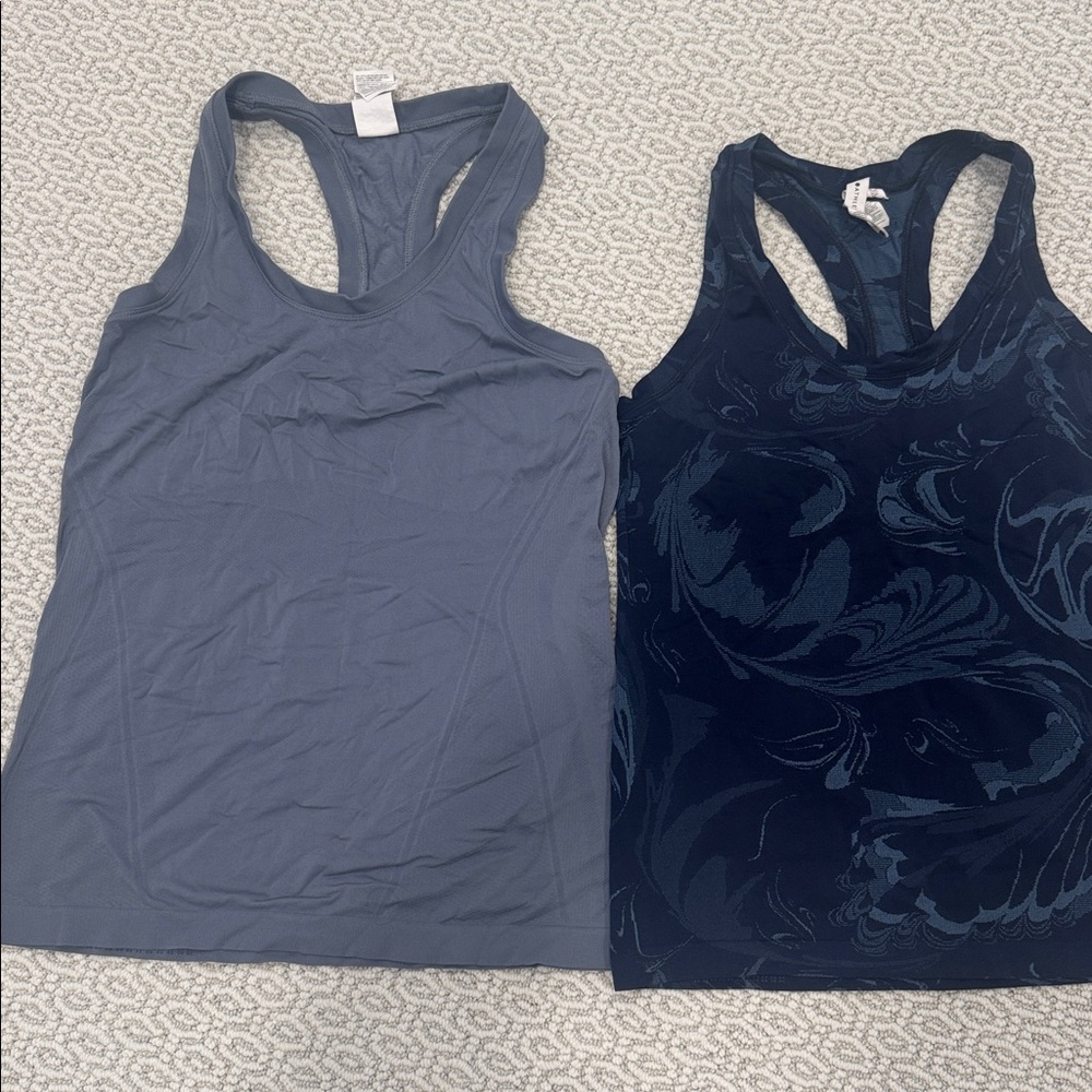 Women's Assorted Athleta Momentum Tanks - Picture 4 of 6